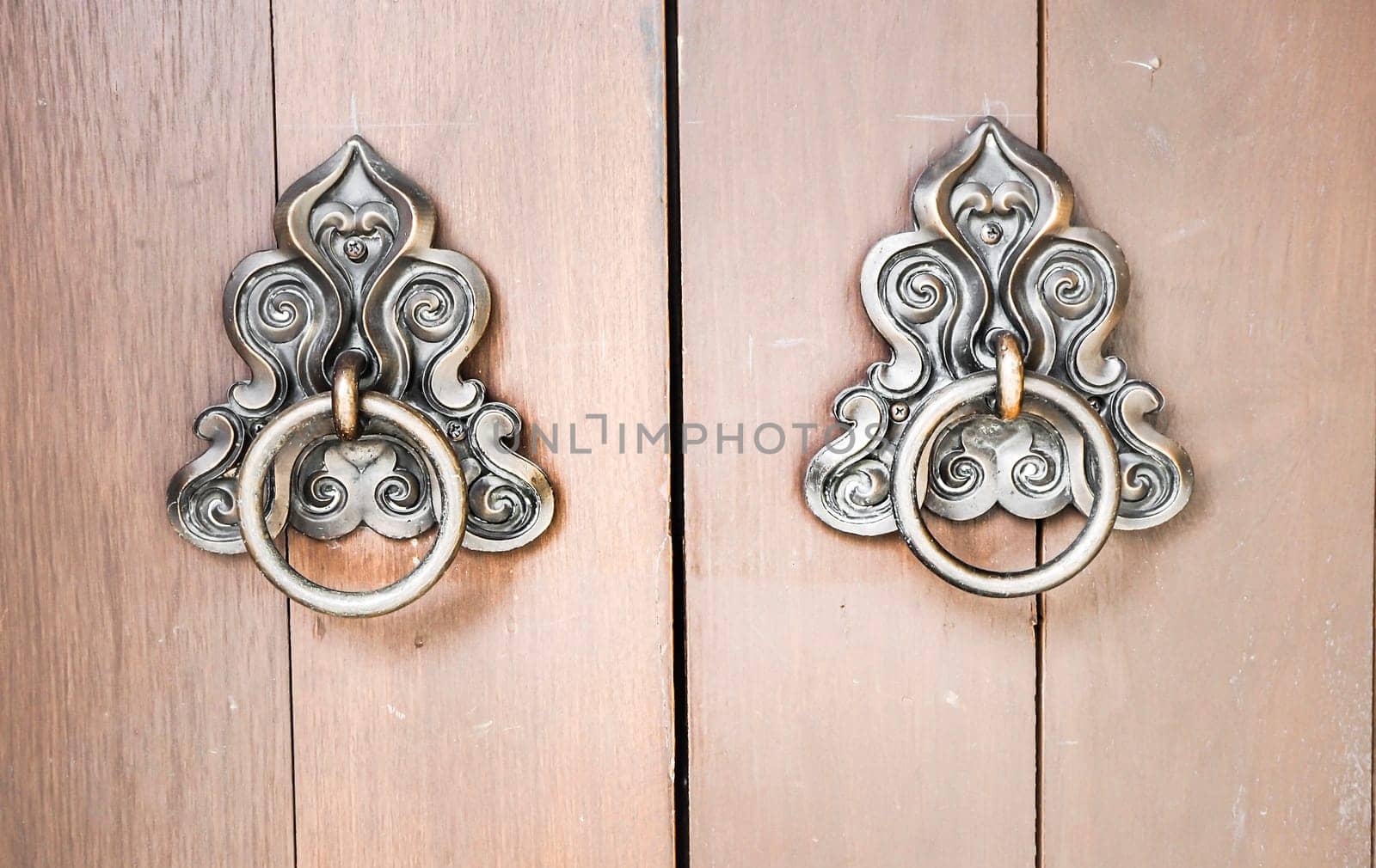 Chinese traditional Door Guardian Handle  door knob For Protection on red door