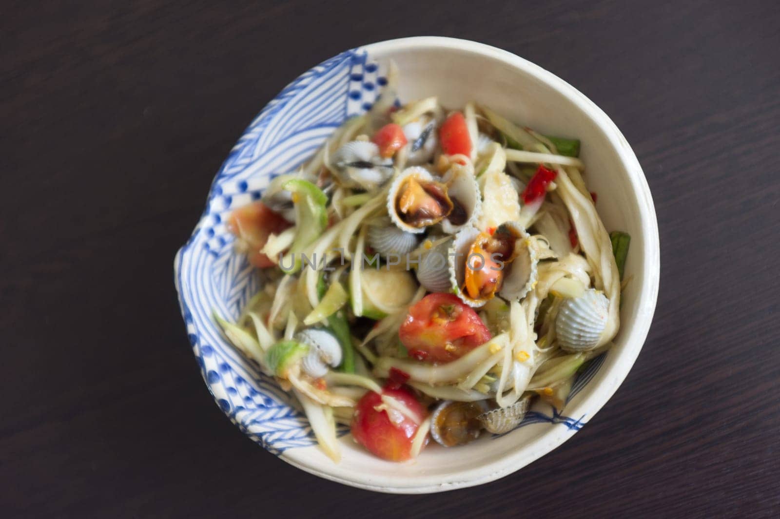 THAI FOOD  , Spicy papaya salad with cockle