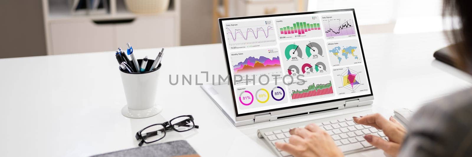 Digital Data Technology. KPI Business Dashboard Technology