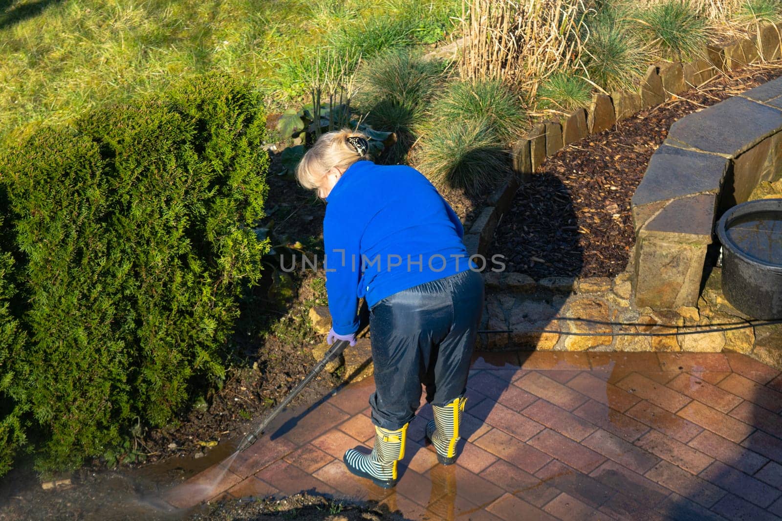 High Pressure Cleaning