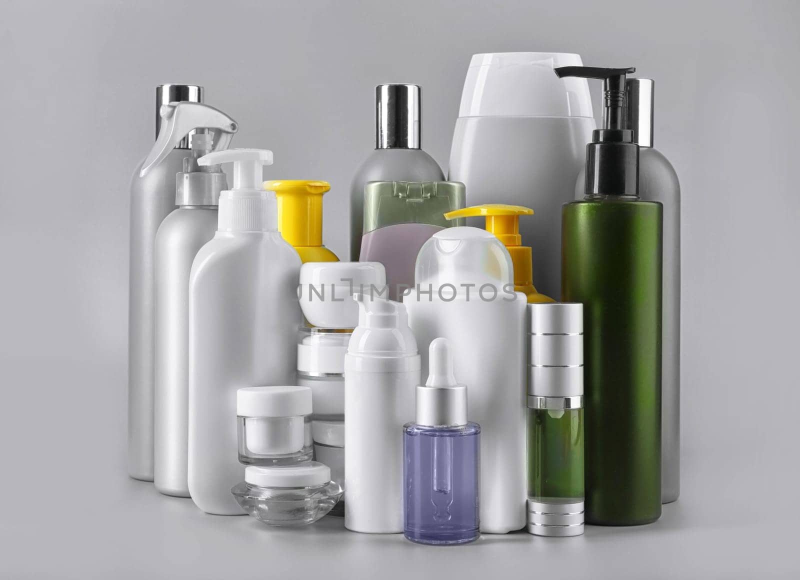 generic cosmetics containers