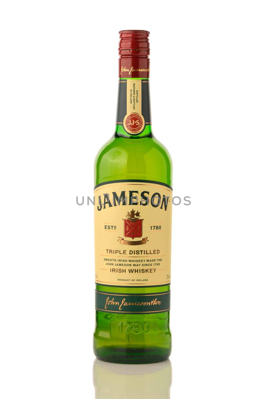 Gaziveren Cyprus -15.02.2025 A vibrant bottle of Irish whiskey stands tall, showcasing its green glass and elegant label, inviting exploration.