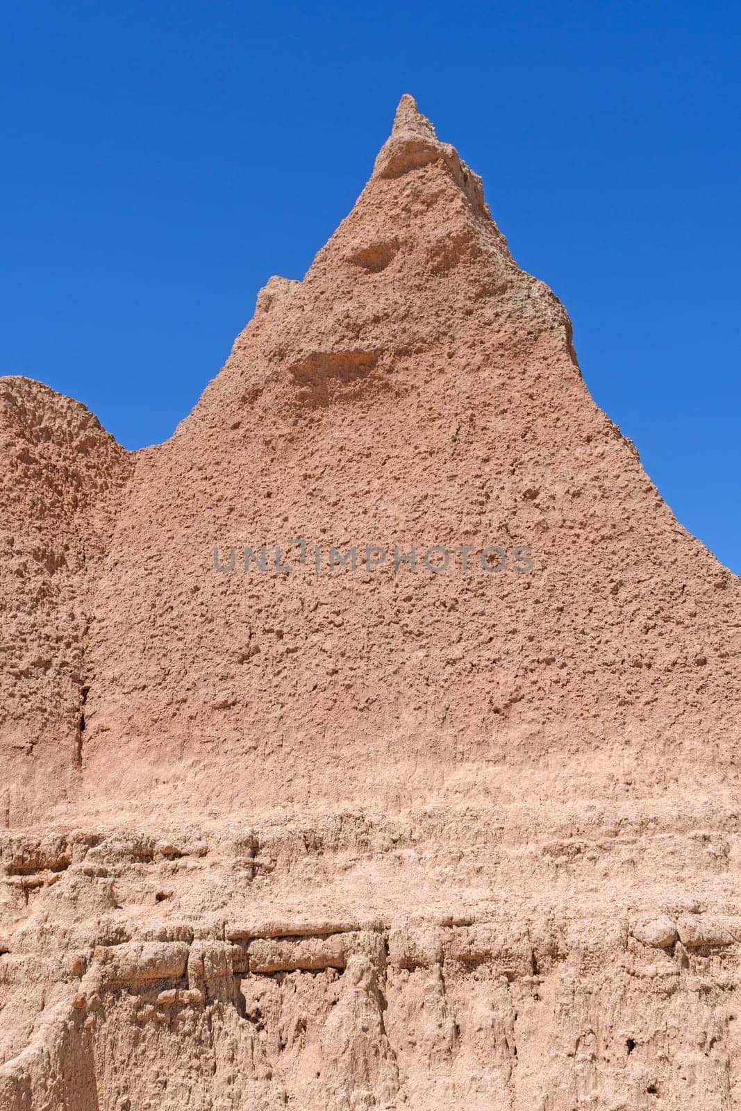 Mudstone Pinnacle in the Badlands in Badlands National Park in South Dakota