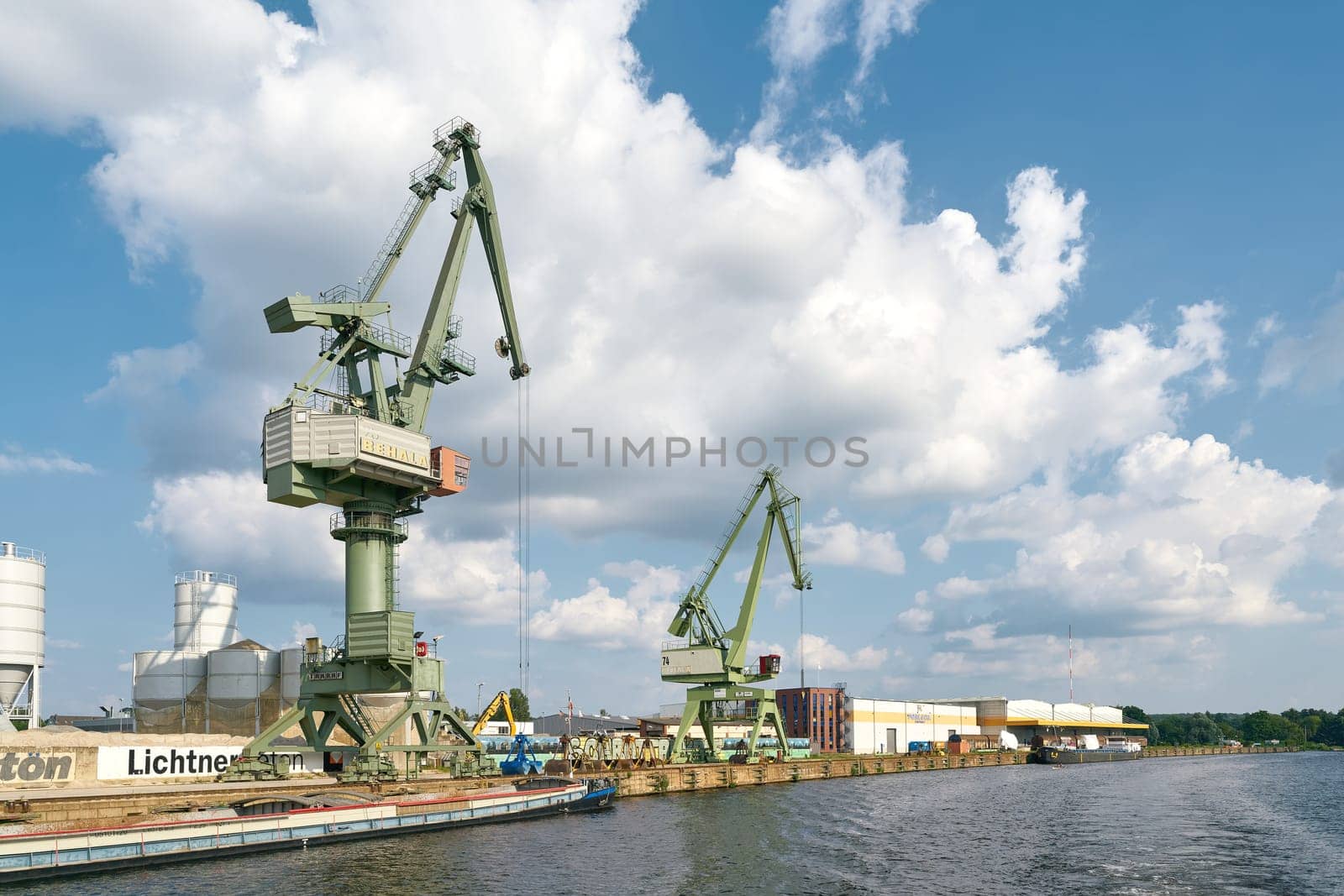 Cranes and industry in the southern harbor of the Berlin district of Spandau on the Havel River