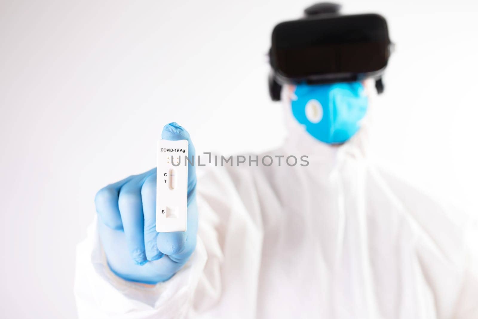VR medicine. Doctor using virtual reality headset for medical purposes.