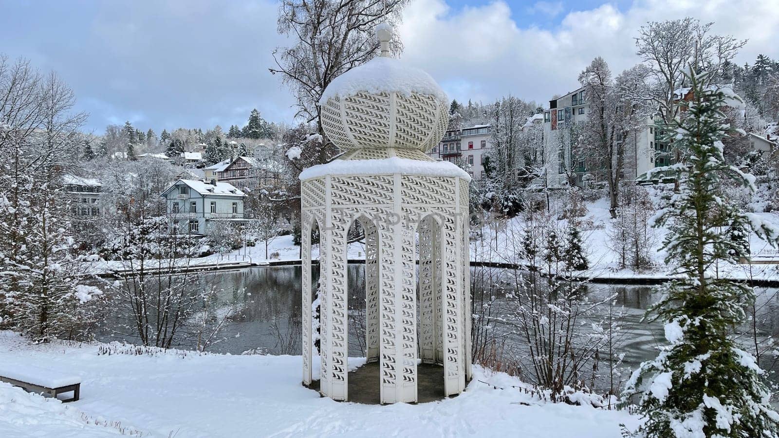 Spa park with fountain in winter,in the spa town of Bad Schwalbach in Hesse. Spa park with fountain in winter,in the spa town of Bad Schwalbach in Hesse.