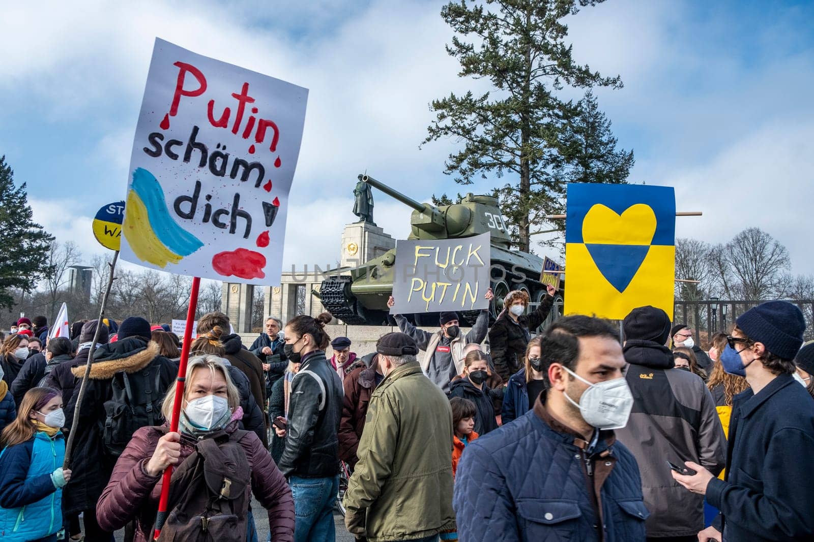 During the great anti-war demonstration again Ukraine in Berlin