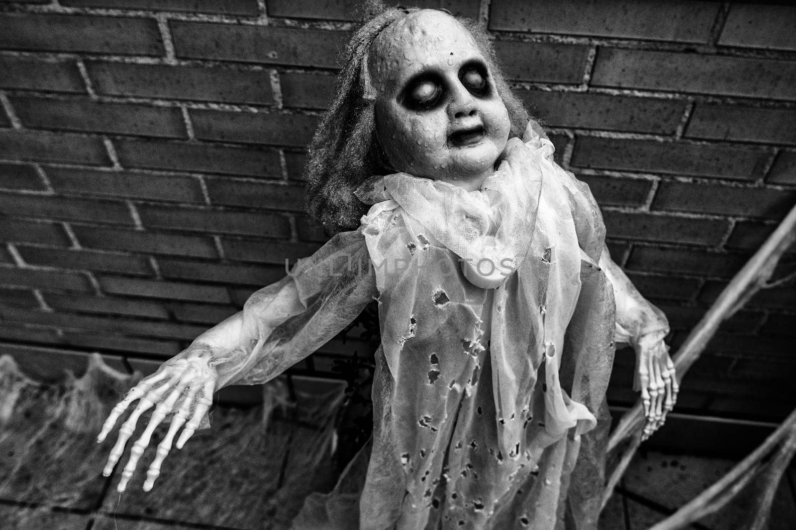 Spooky scary corpse doll, ghost decoration