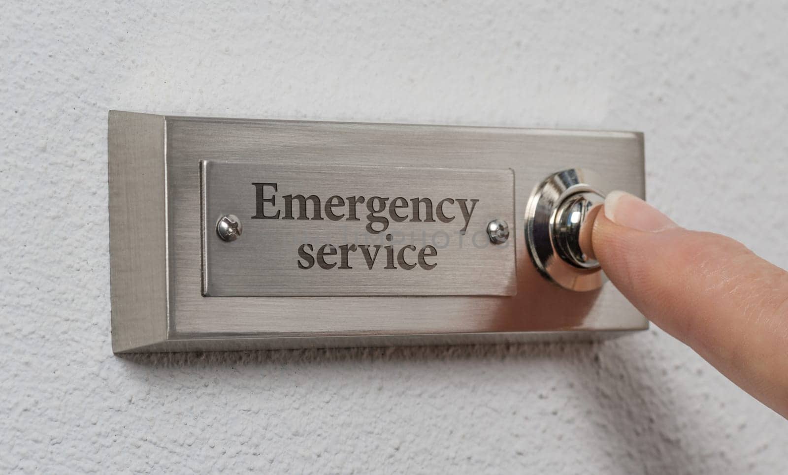 Doorbell sign with the engraving Emergency service