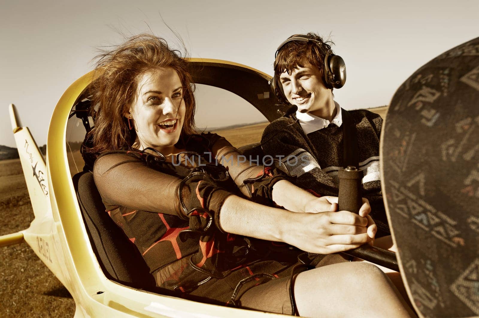 OK,I'm flying with you... helpeeeee