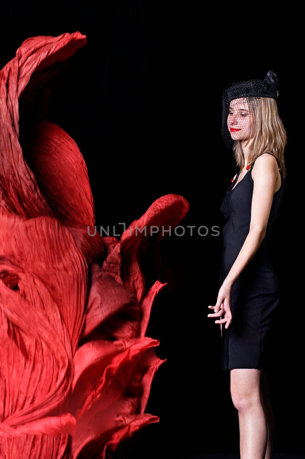Red cloth II.