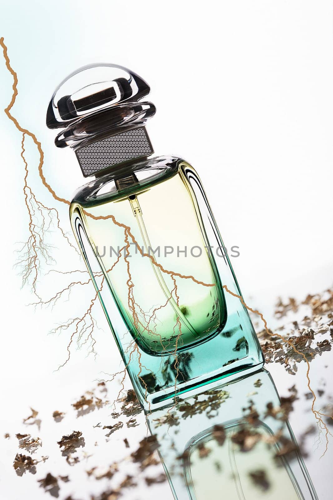 Perfume green with lightning