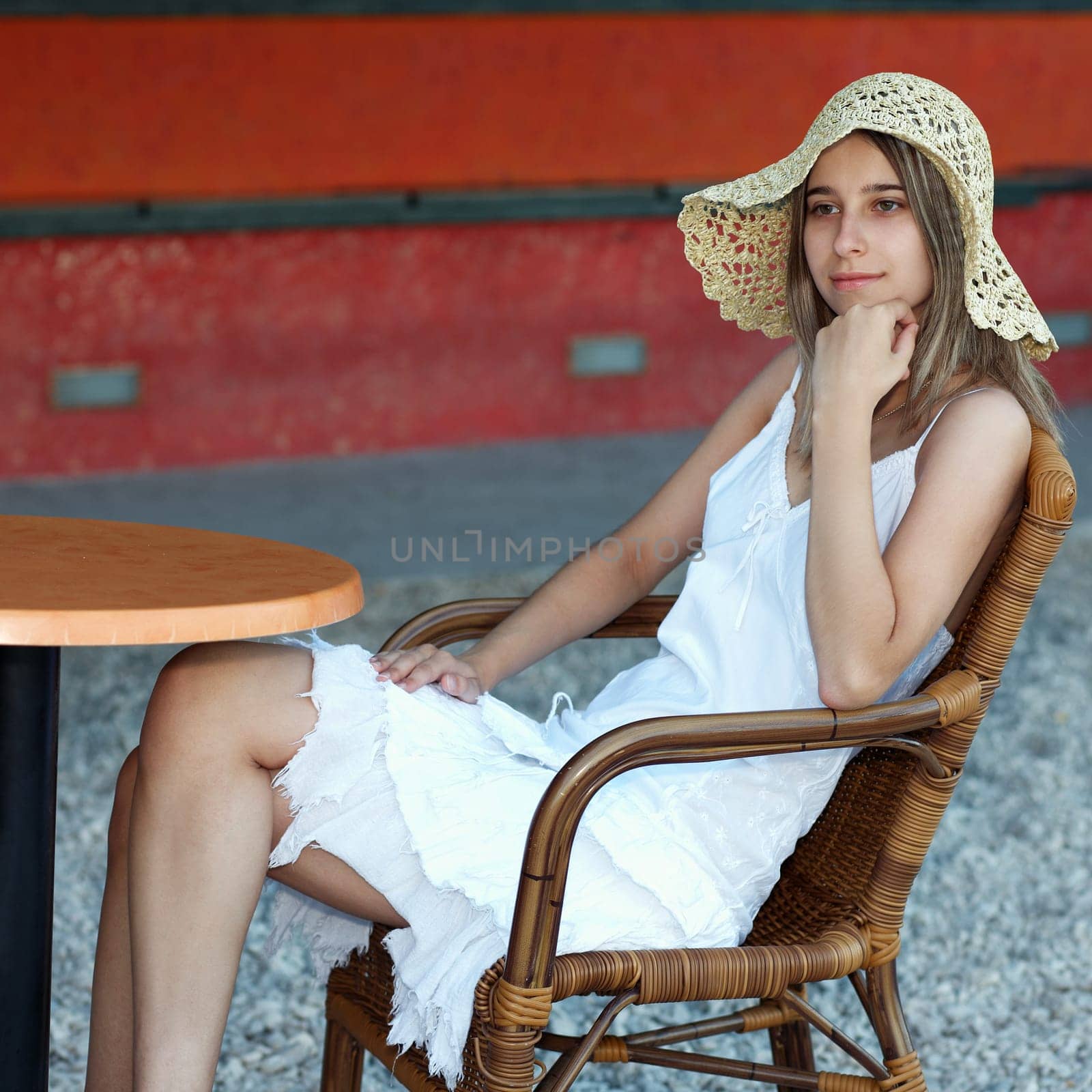 Siesta in Bar III.