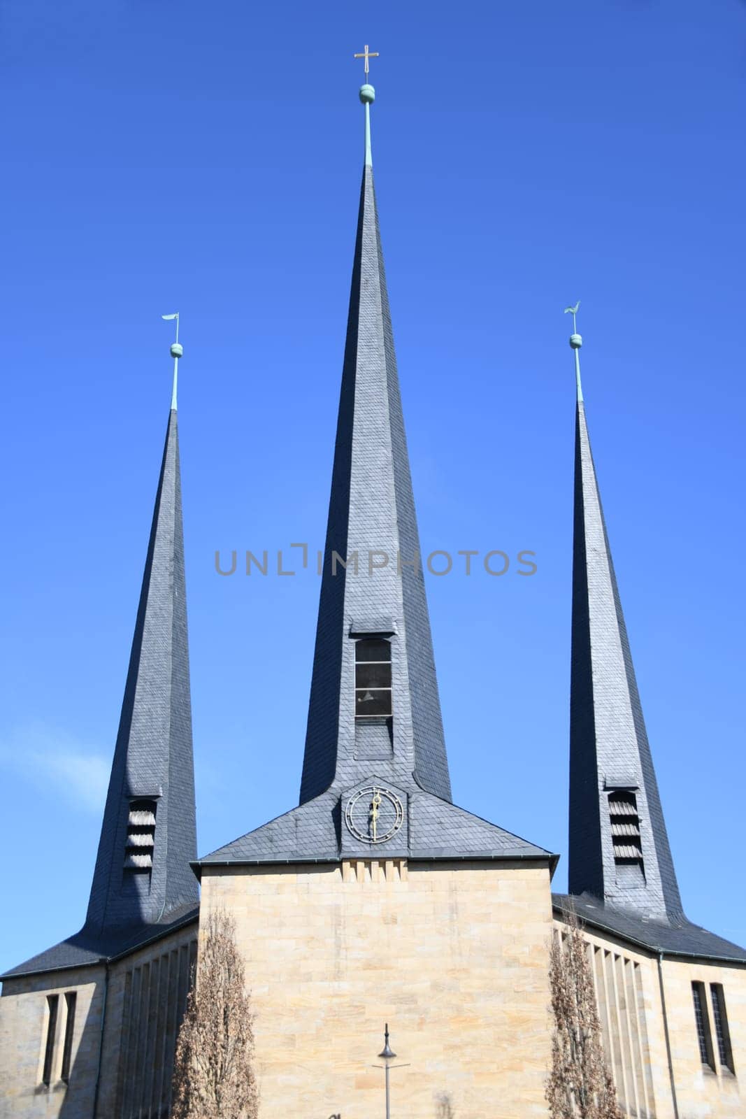 The Evangelical Lutheran Chrisus Church in the Upper Franconian city of Bayreuth on Wilhelmsplatz. The church was inaugurated in 1956. It is a listed building.