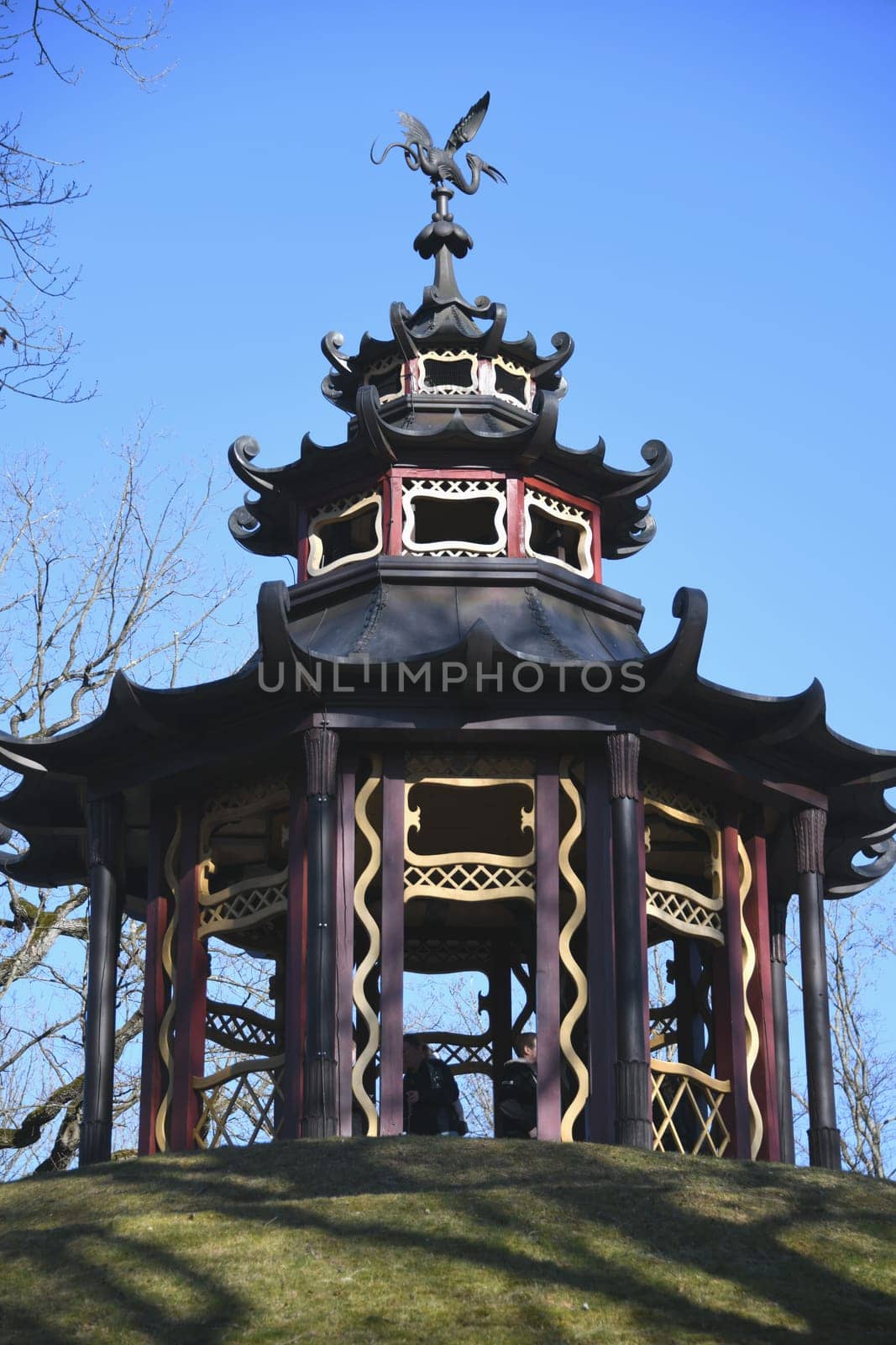 The Schneckenberg with the Chinese Pavilion in the Hermitage Bayreuth. The octagonal pagoga was built in the park in 1772. Sightseeing. Festival.