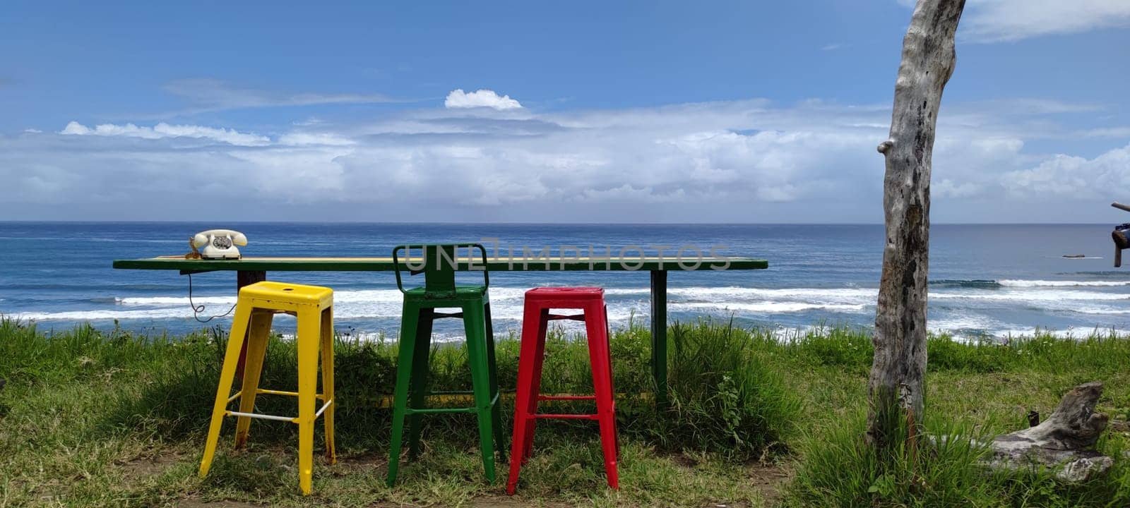 The Dulan Sea Viewing Platform, Taitung, enjoy the beautiful coastline of Taitung