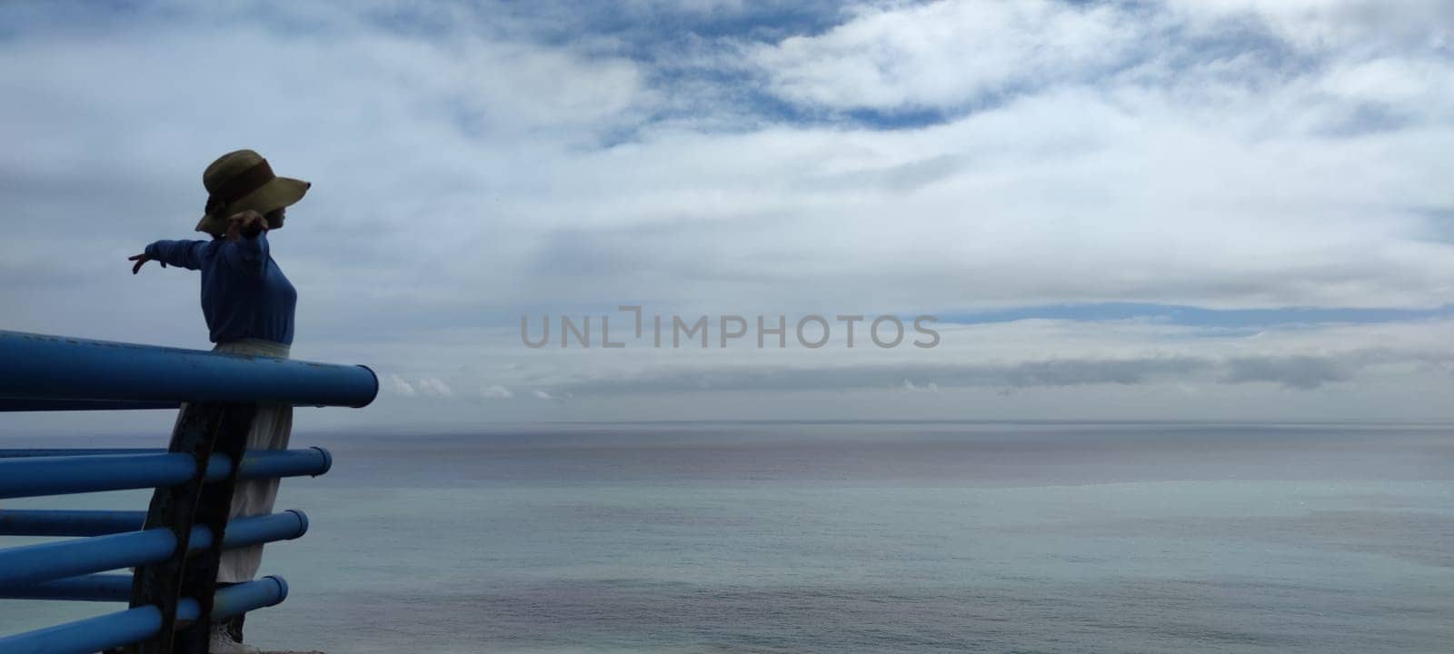 The Nantian Observation Deck, Taitung, enjoy the beautiful coastline of Taitung