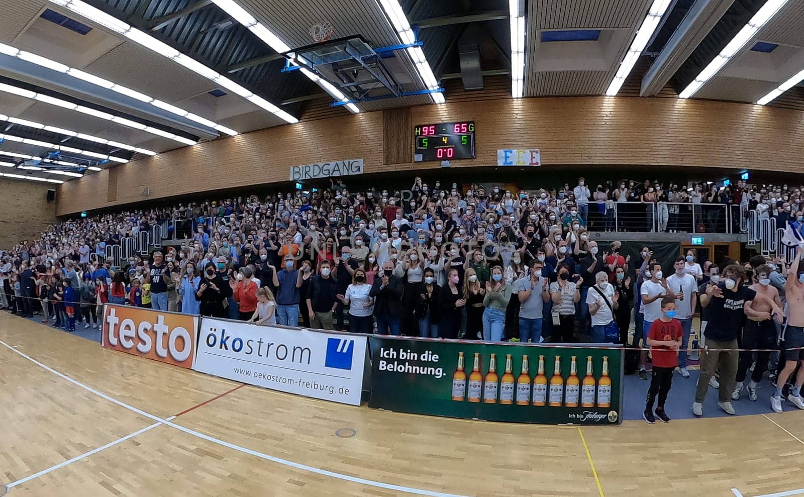 Great scenery,terrific atmosphere in the USC sports hall at the game of the 1.BBL Ladies 2021/2022 - Eisvoegel USC Freiburg - Rheinland Lions. .. Photo: Joachim Hahne/johapress