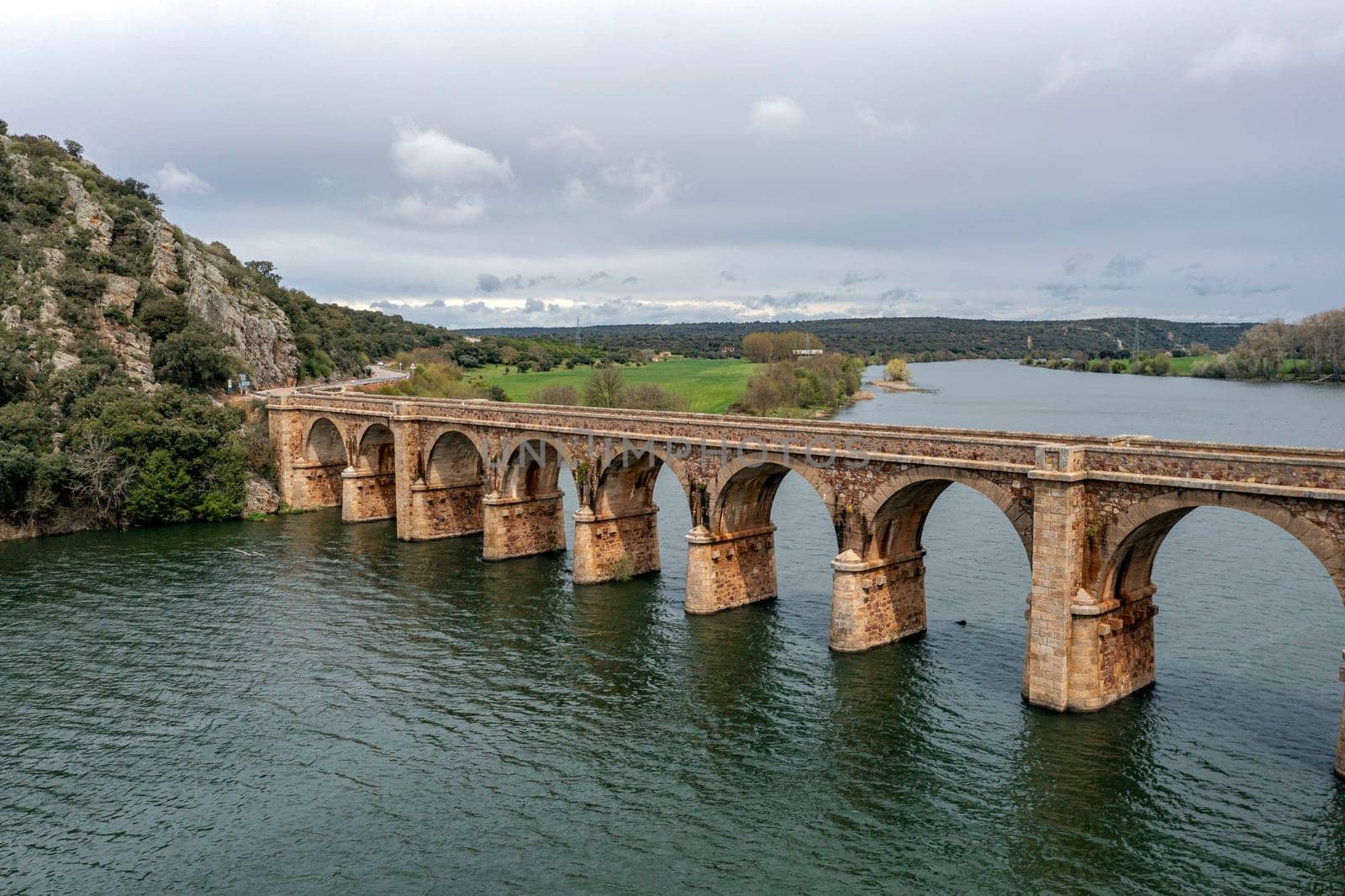 Quintos bridge, is a road bridge inaugurated in 1920, over the river Esla, in the town of Santa Eulalia de Tabara, Municipality of Moreruela de Tabara, province of Zamora, in Spain.