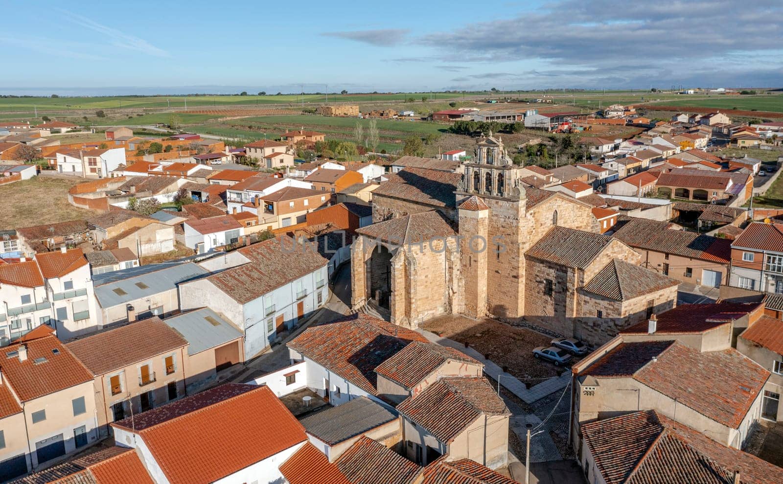 Church of La Hiniesta or Santa Maria La Real. It is currently one of the few, but important, examples of Gothic in the province. Directed by master stonemason Pedro Vazquez Spain