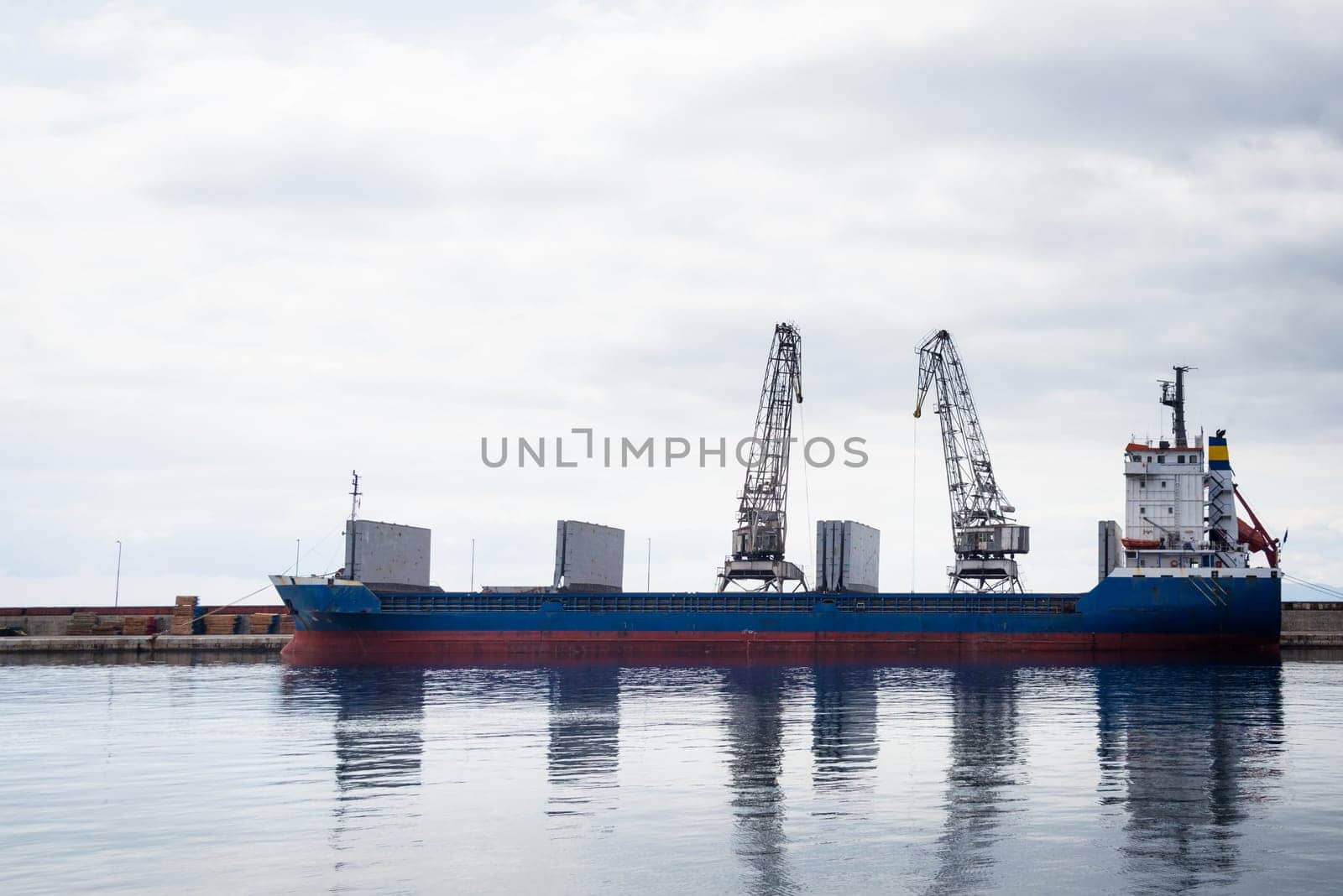 Cranes loading ship