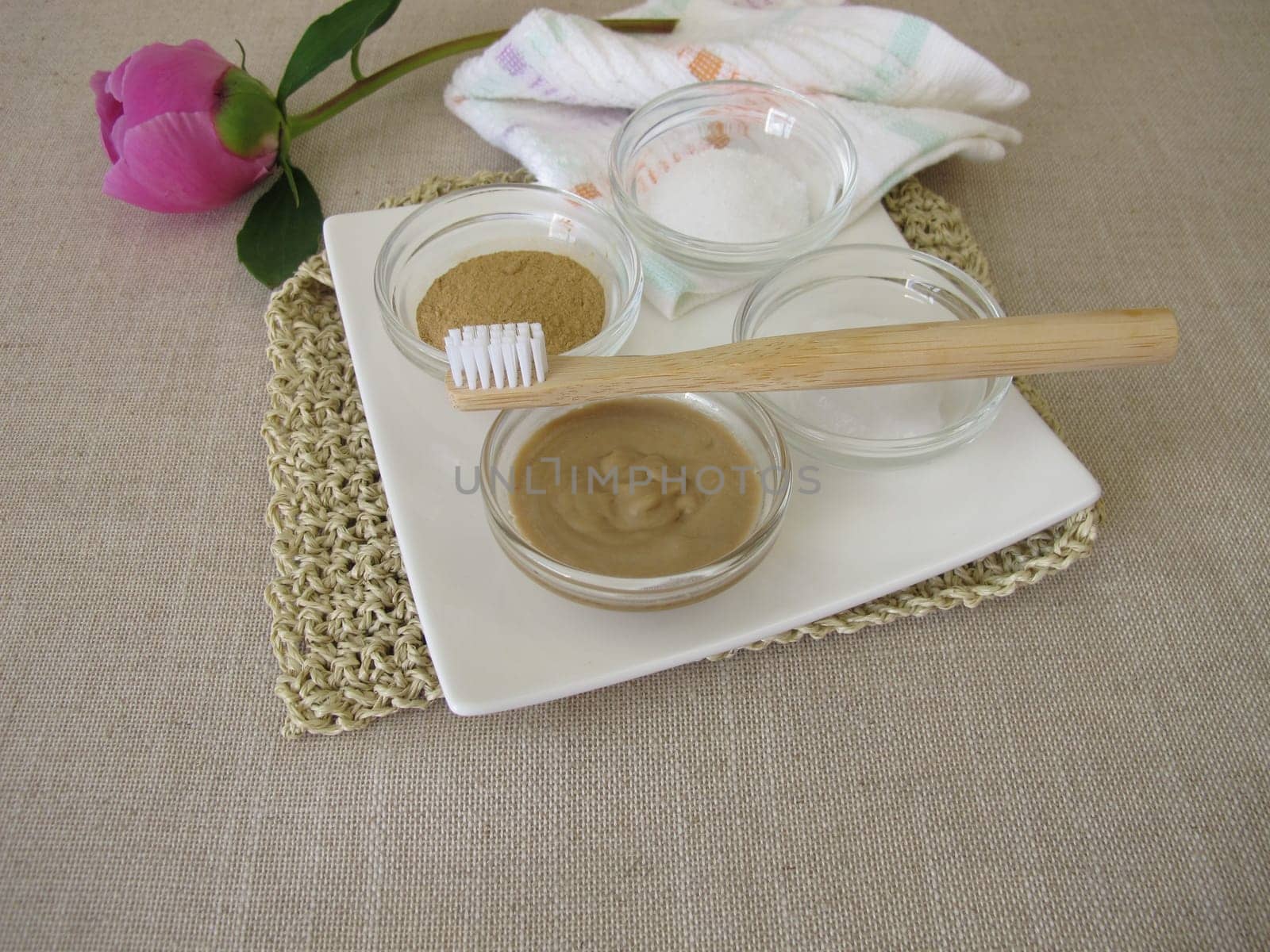 Homemade toothpaste with coconut oil, xylitol and medicinal clay