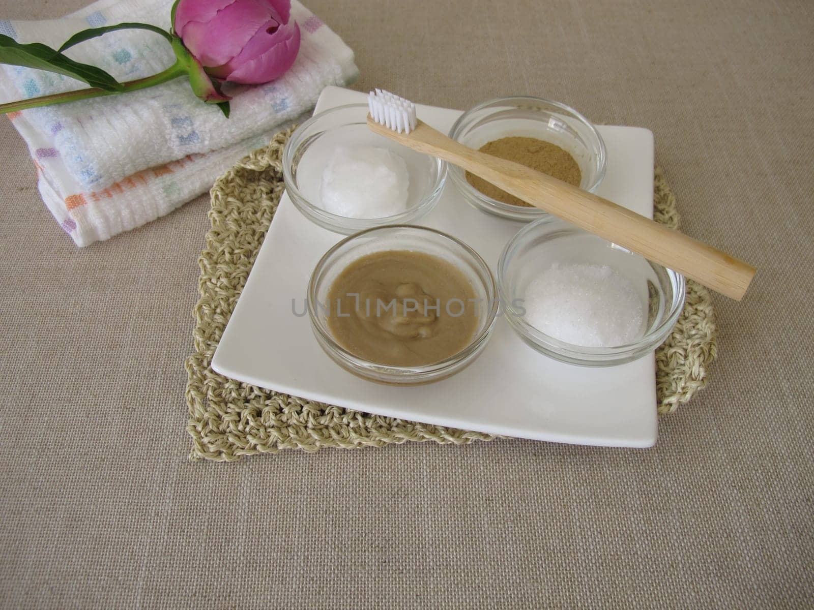 Homemade toothpaste with coconut oil, xylitol and medicinal clay