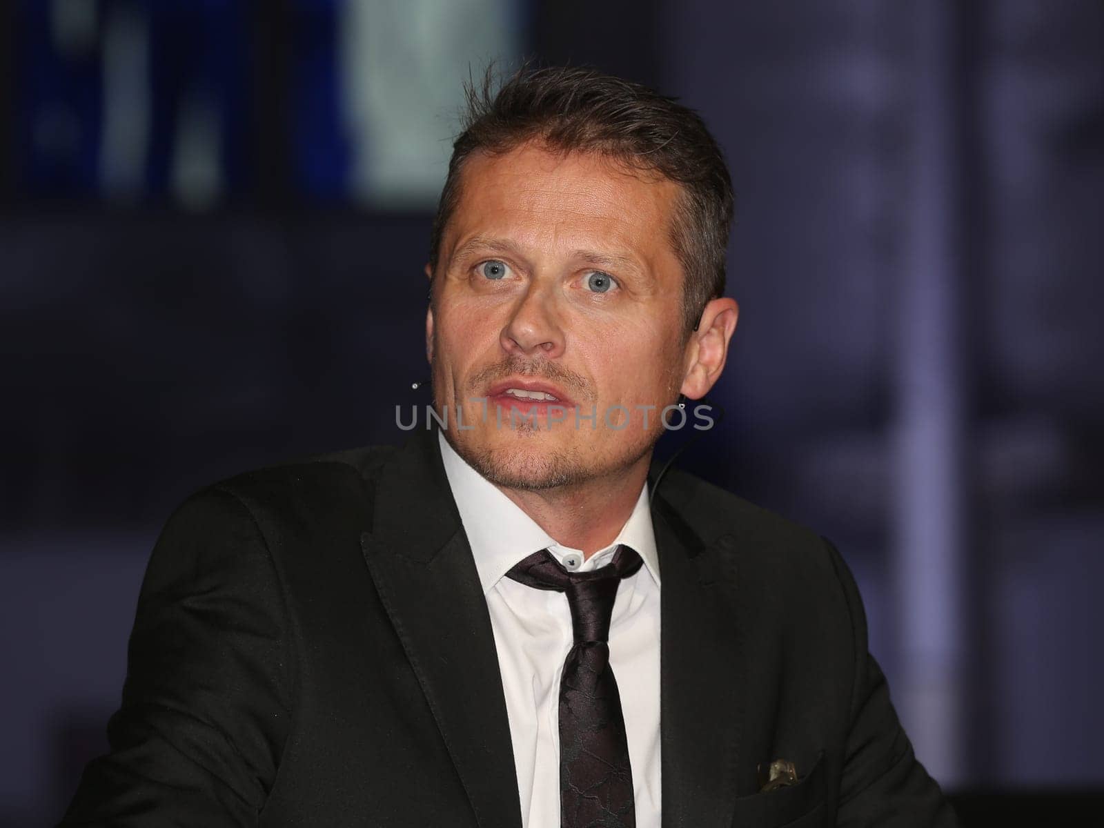 deutscher Schauspieler Roman Knizka