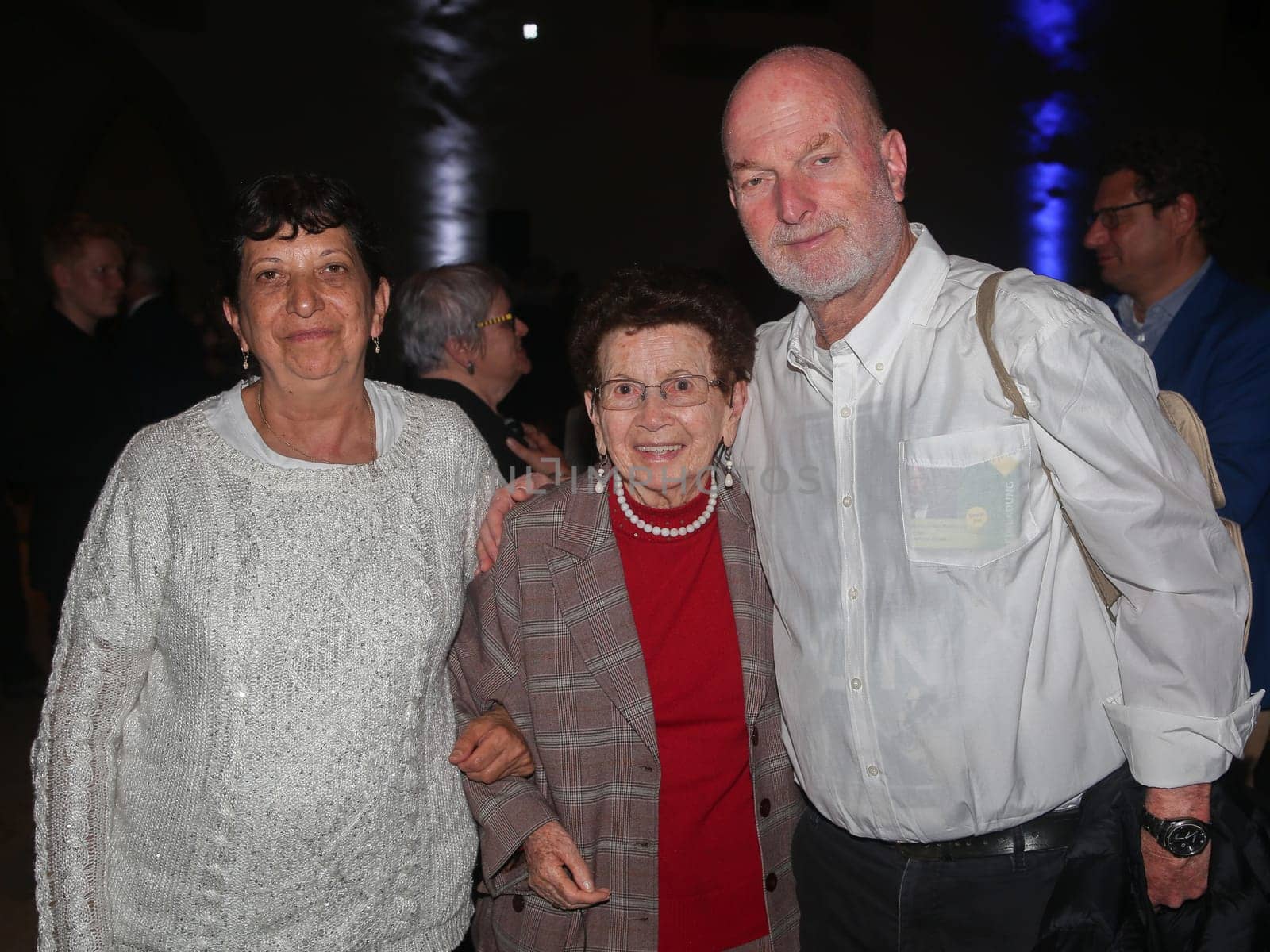 Zeitzeugin Batsheva Dagan mit Sohn Amir und Schwiegertochter Batia in Magdeburg