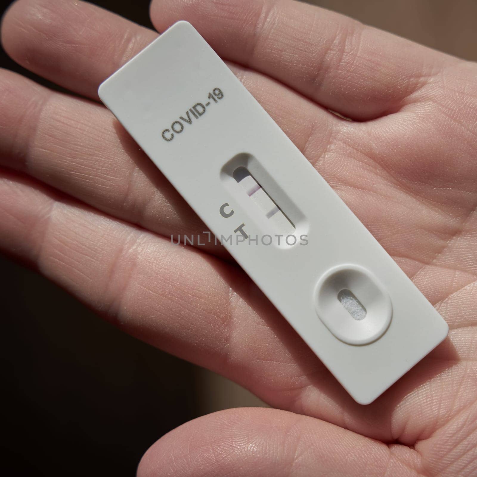 Self-conducted Corona antigen rapid test with a positive test result