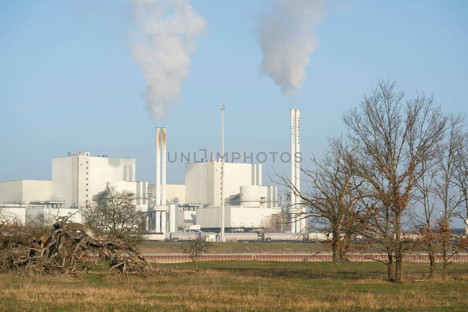Waste-to-energy plant in Magdeburg in the district of Rothensee on the banks of the river Elbe