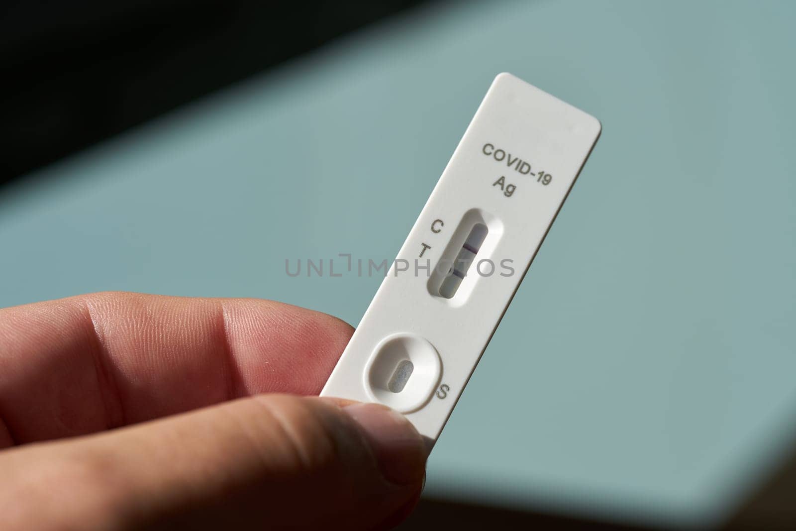 Self-conducted Corona antigen rapid test with a positive test result