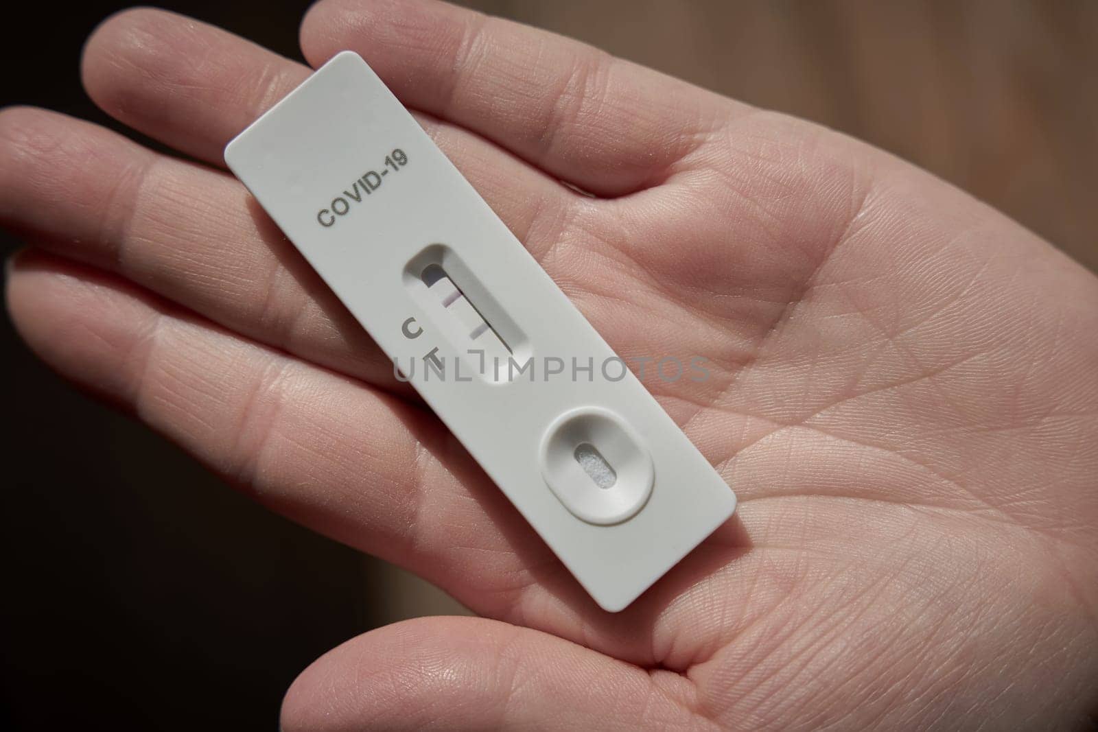 Self-conducted Corona antigen rapid test with a positive test result