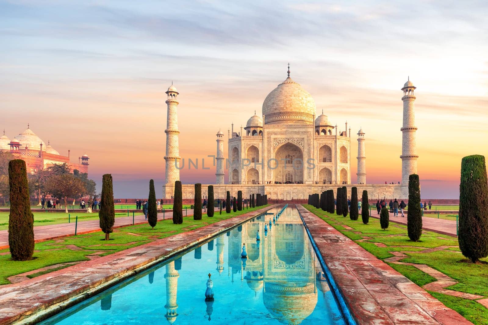 Wonder of the world of India, Taj Mahal Mausoleum, Uttar Pradesh, Agra.