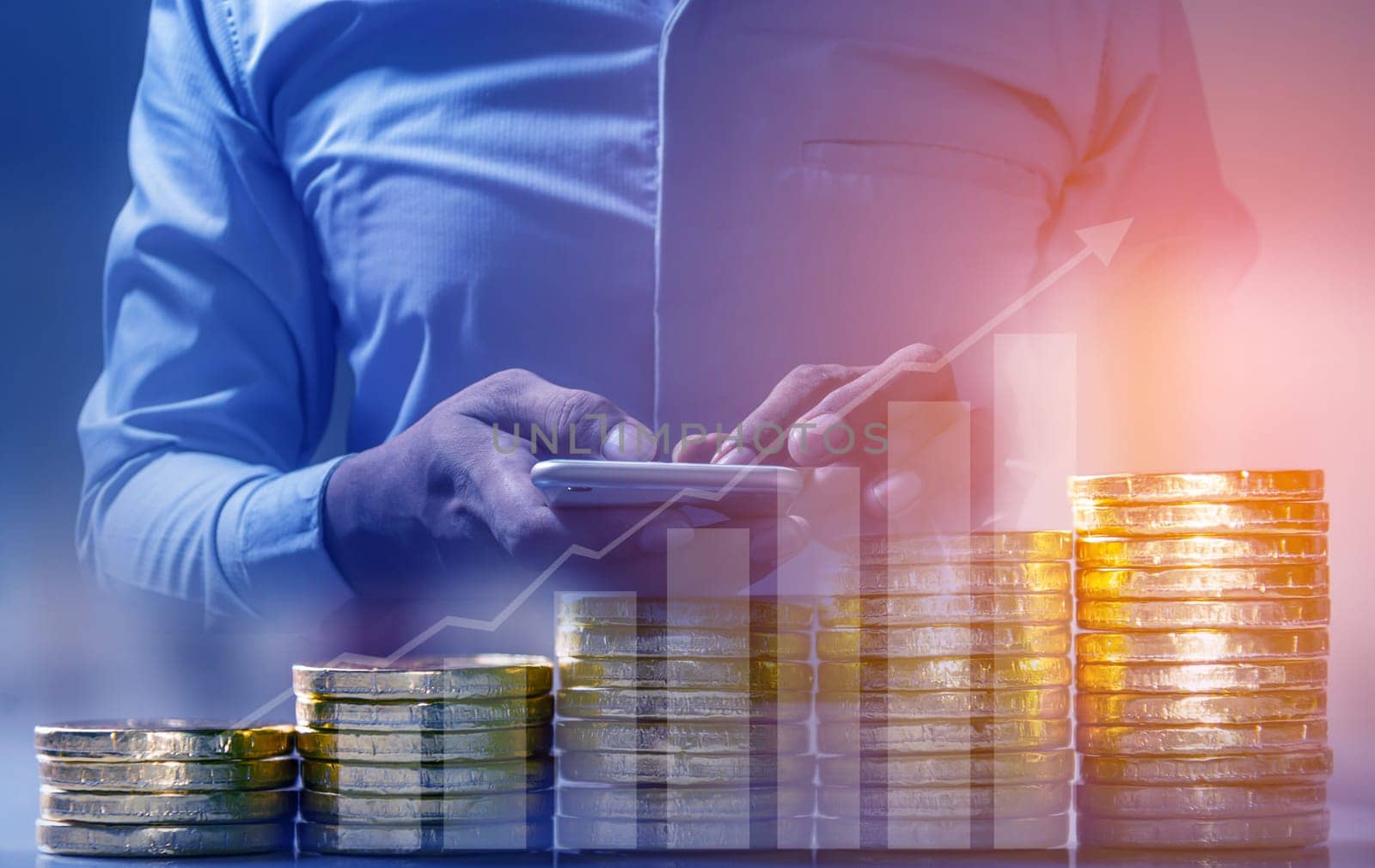 Duoble exposure, Investor online saving concept, Online Investment Savings, Internet Financial Transactions, Save Monney for Investors Using Internet to Trade Stocks or Trade Fund
