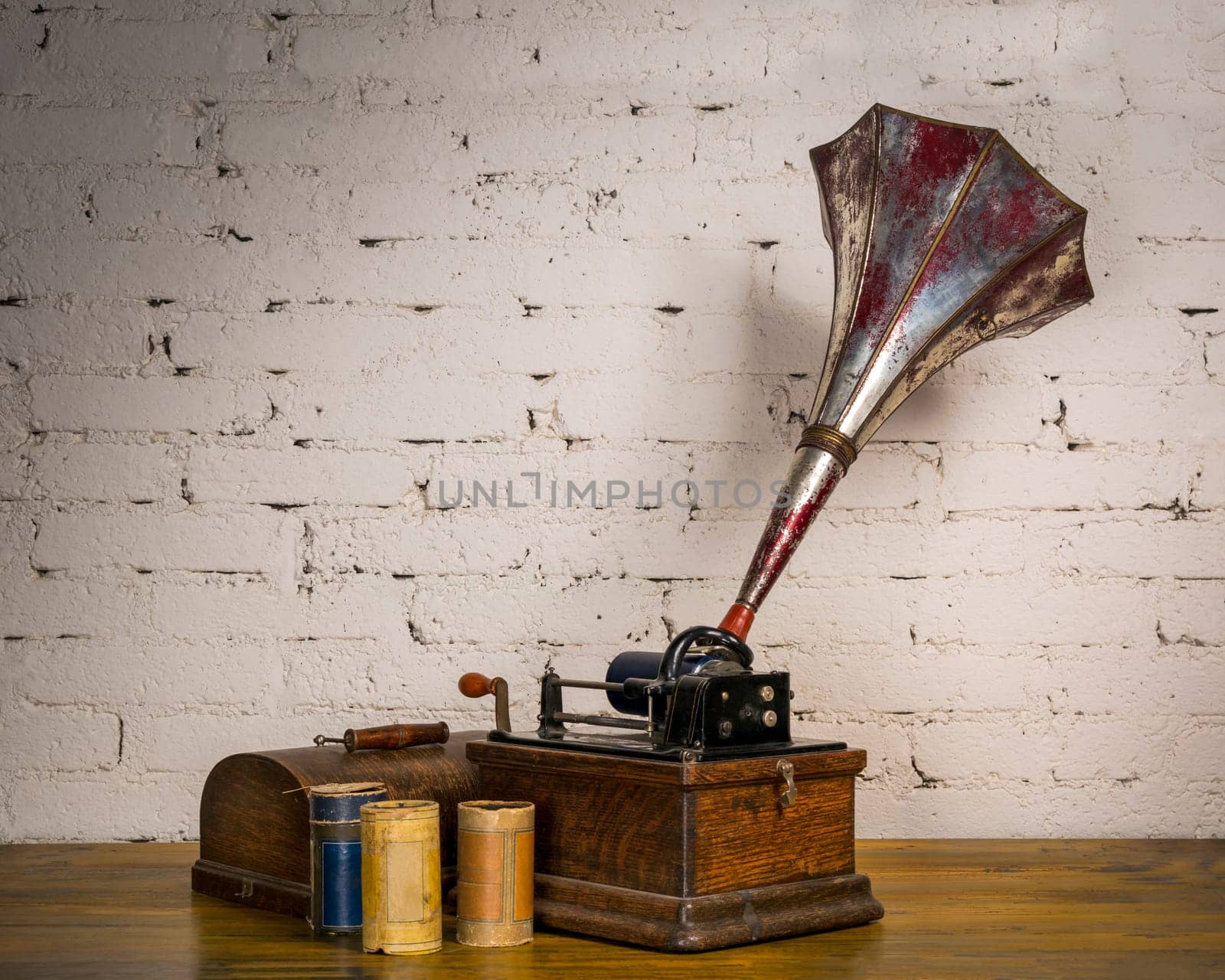 Edison Fireside Phonograph with three cylinder records