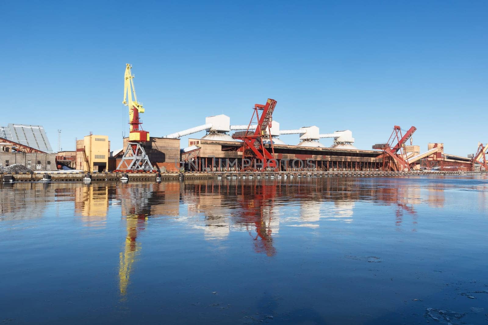 An empty fertilizer terminal on a sunny winter day
