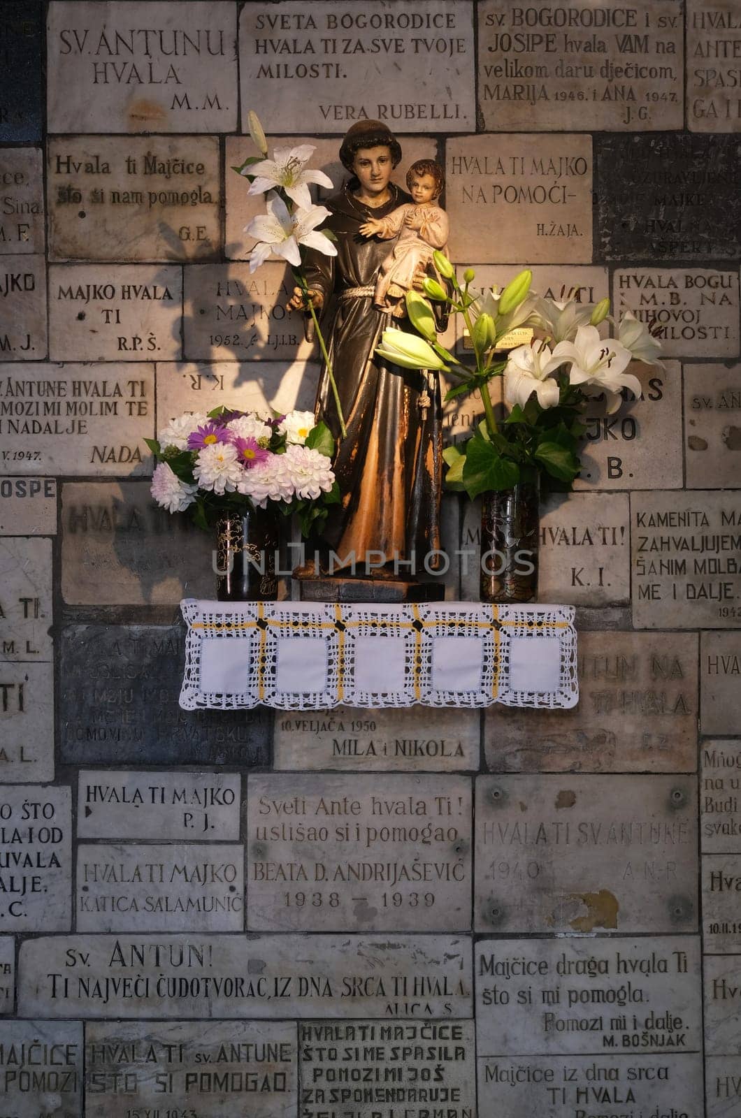 Saint Anthony of Padua, statue in the chapel of Our Lady of the Kamenita vrata (Stone Gate) in Zagreb, Croatia