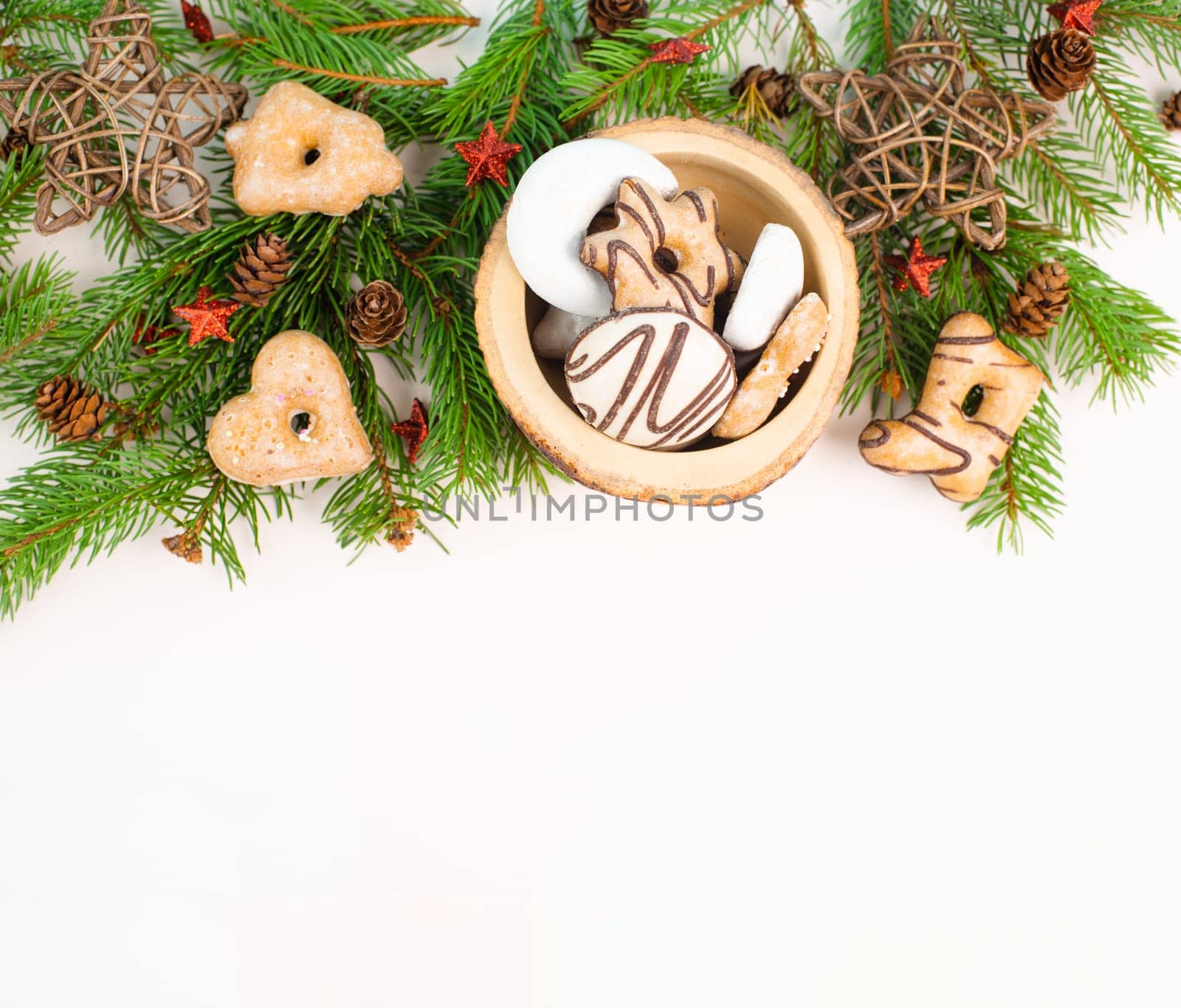 Nurnberg elisen gingerbread mix, traditional german christmas sweets with fir branches and pine cones, holiday background with copy space