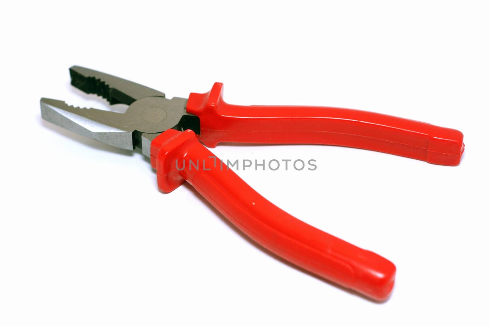 Pliers for constructing