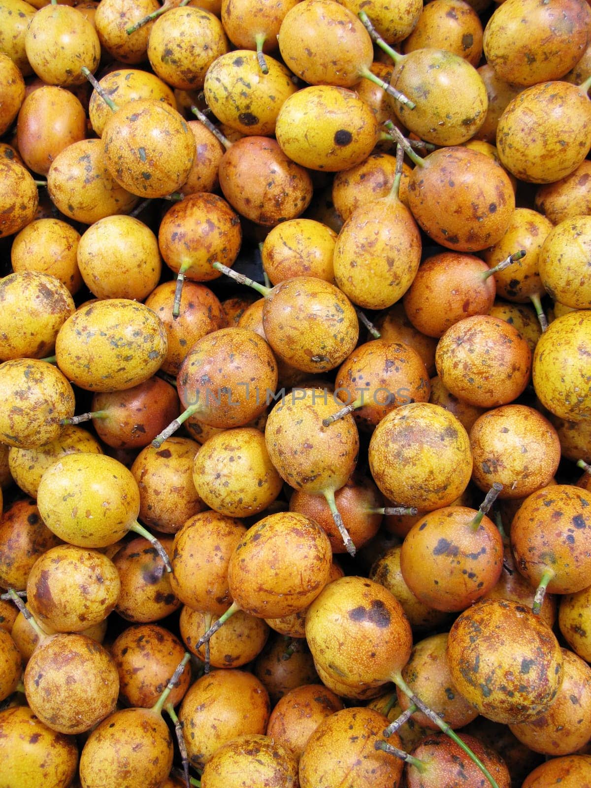 photo of passion fruit at marketplace