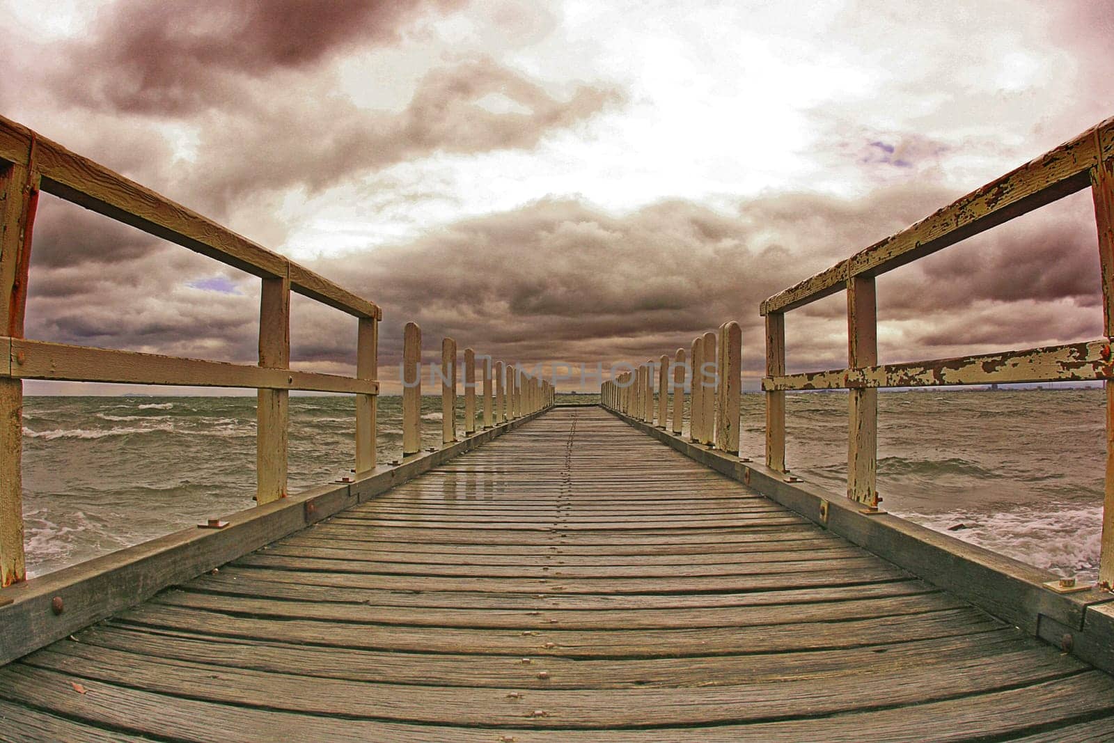 The storm at the end of the jetty