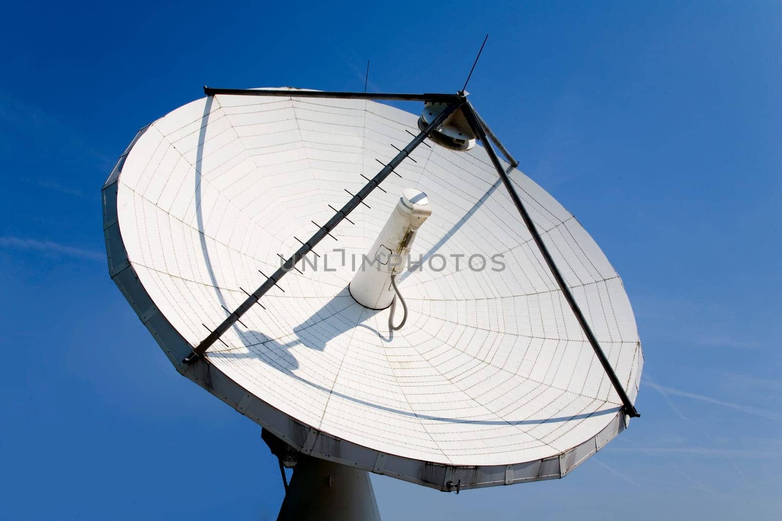 Television antenna