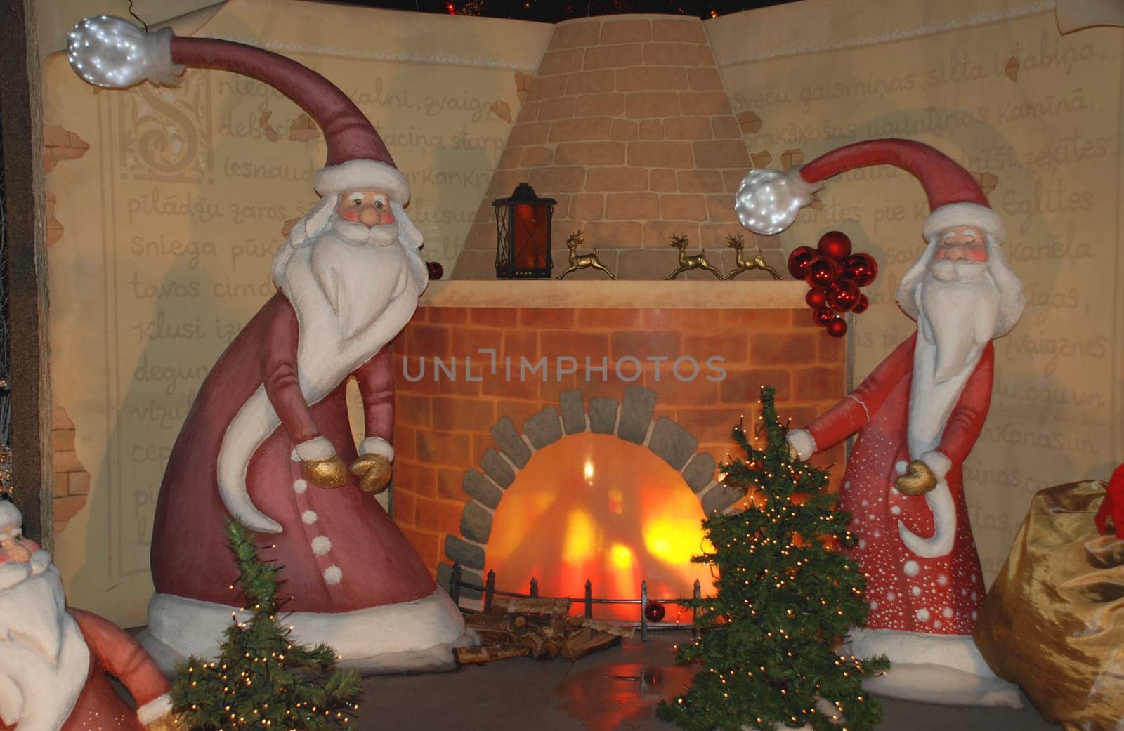 gnome, dwarf house - Christmas Decorations