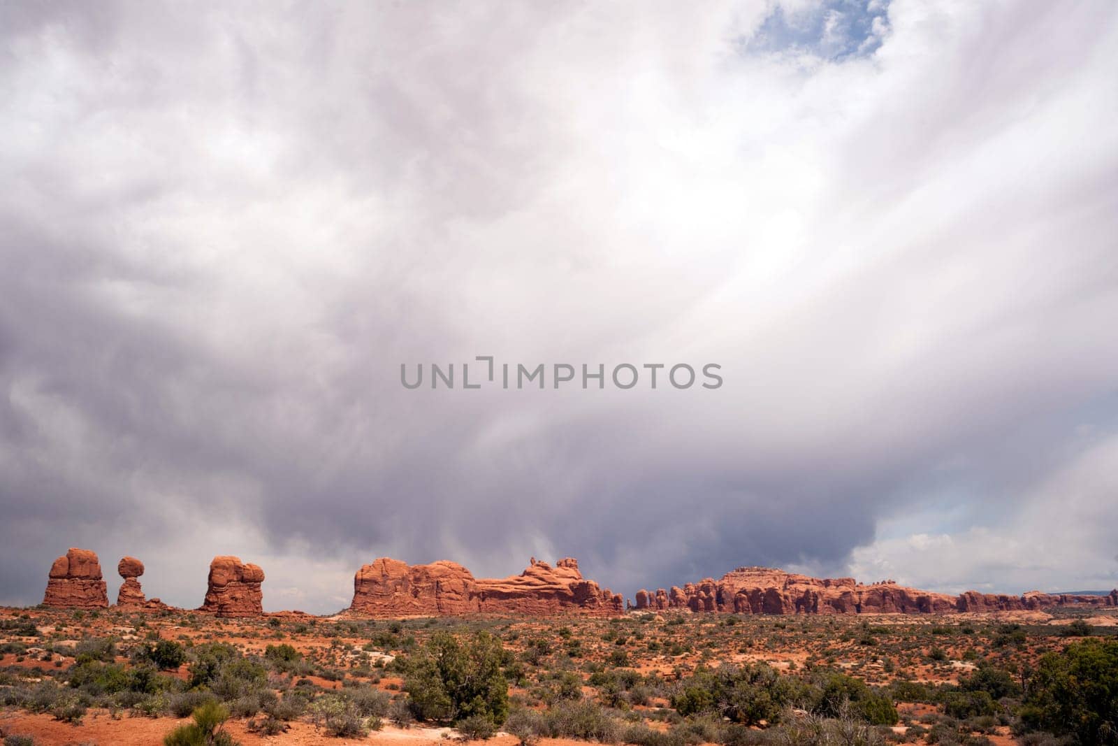 A horizontal compostion of rock buttes before it rains in the Utah Wilds