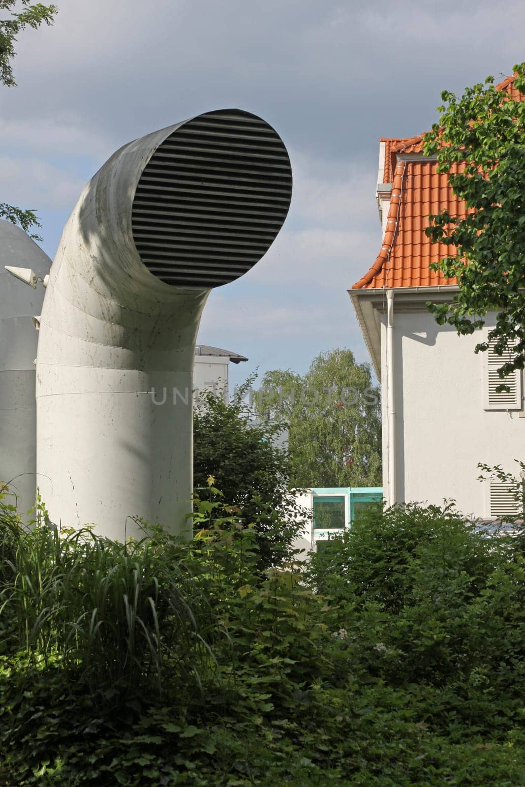 Duct