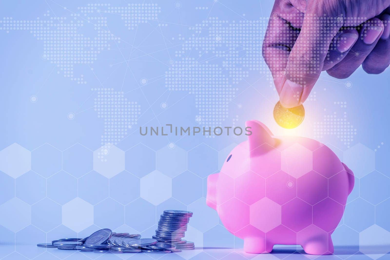 Investor online saving concept, Online Investment Savings, Online Stock Investors, Internet Financial Transactions, Save Monney for Investors Using Internet to Trade Stocks or Trade Fund