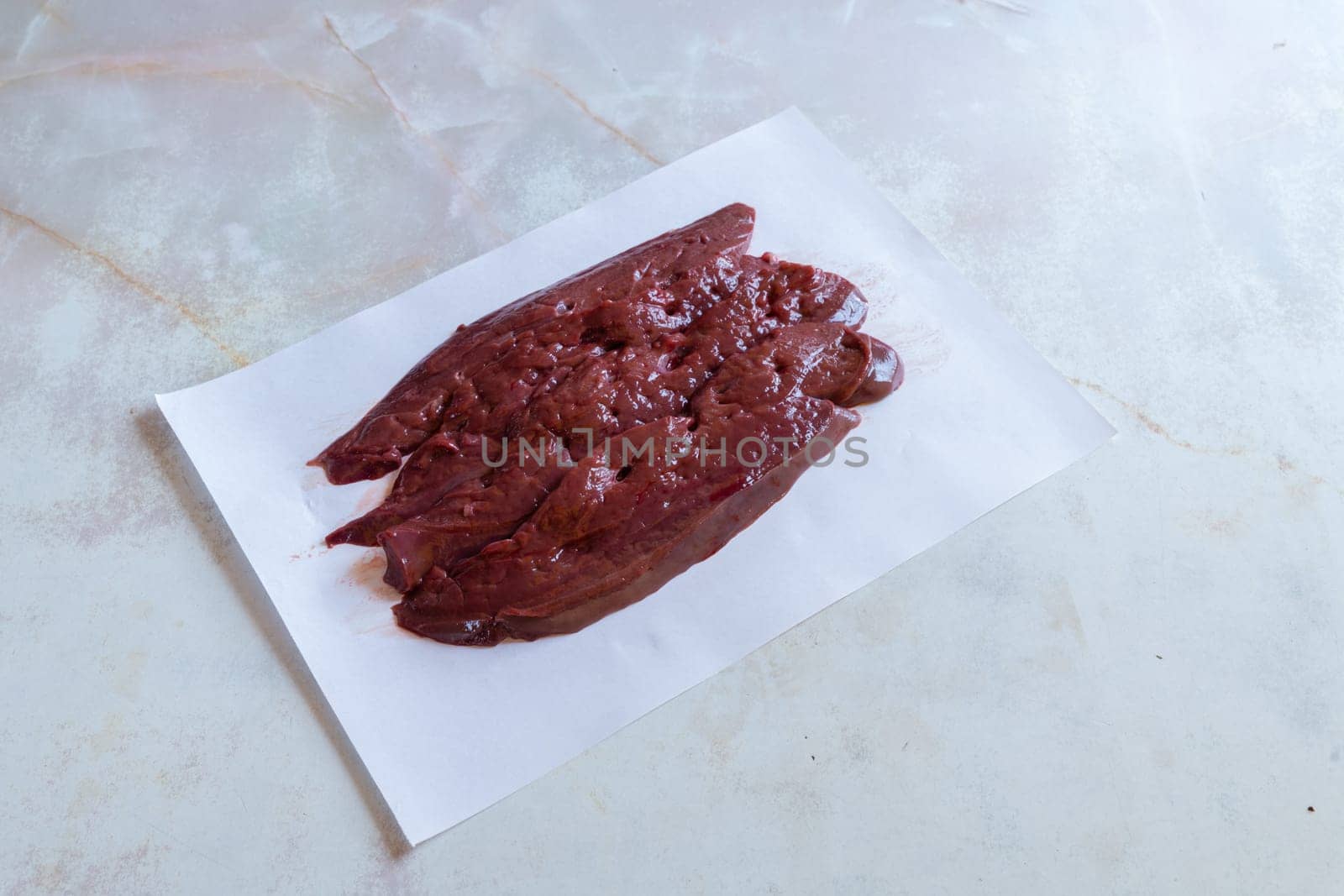 Butcher's pieces: traditional veal liver