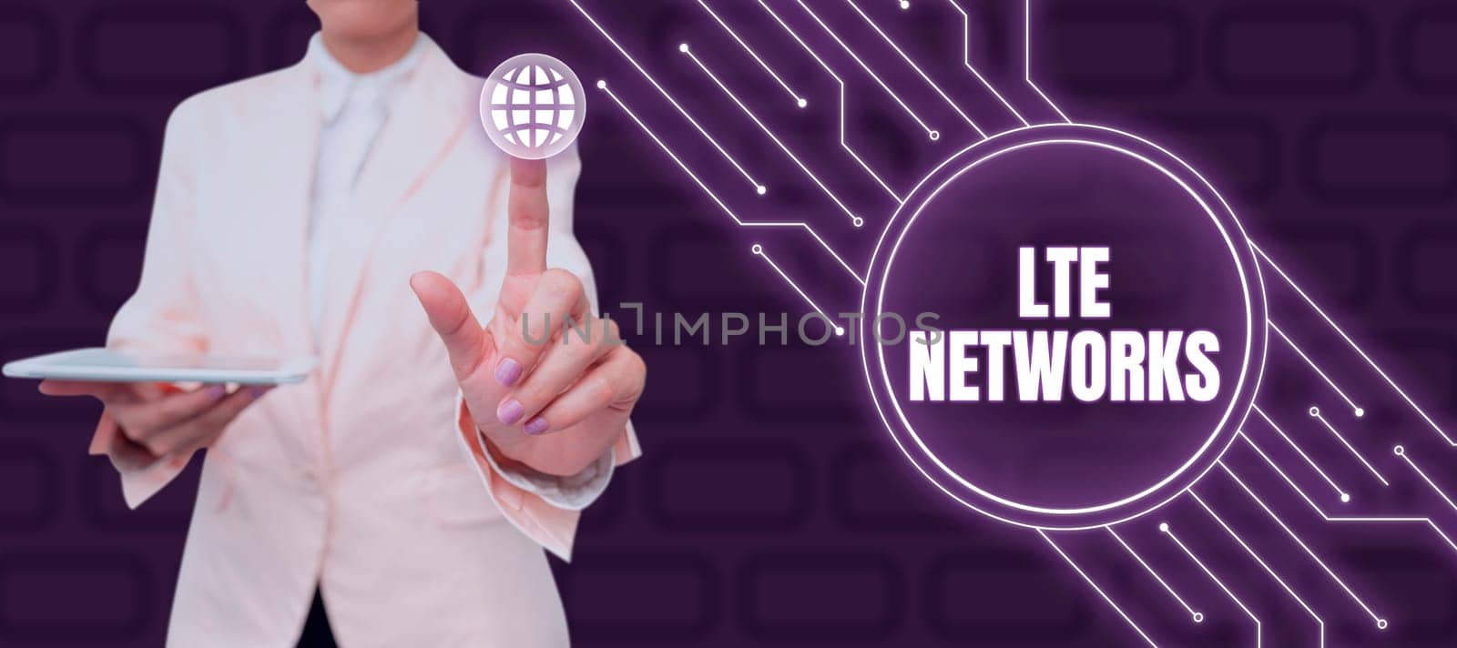 Text caption presenting Lte Networks, Word for Fastest network connection available for wireless communication