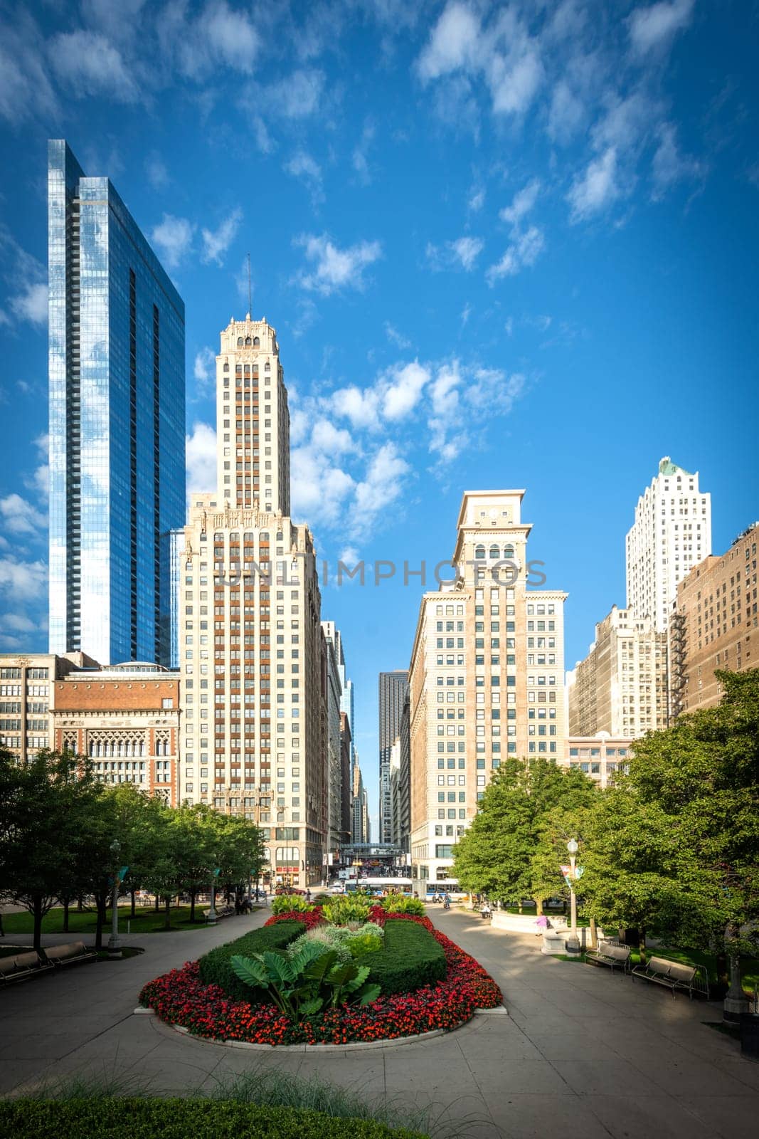 October 09, 2018, Millenium park, Chicago, Illinois, USA : famous entrance of the millenium park in the center of Chicago city with the skyline of downtown